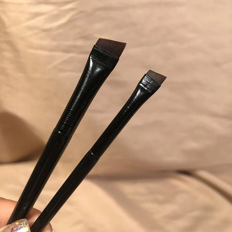 Eyebrow Contour Brush